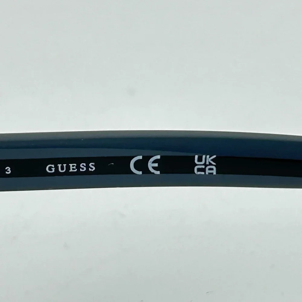 Guess gu2872 090